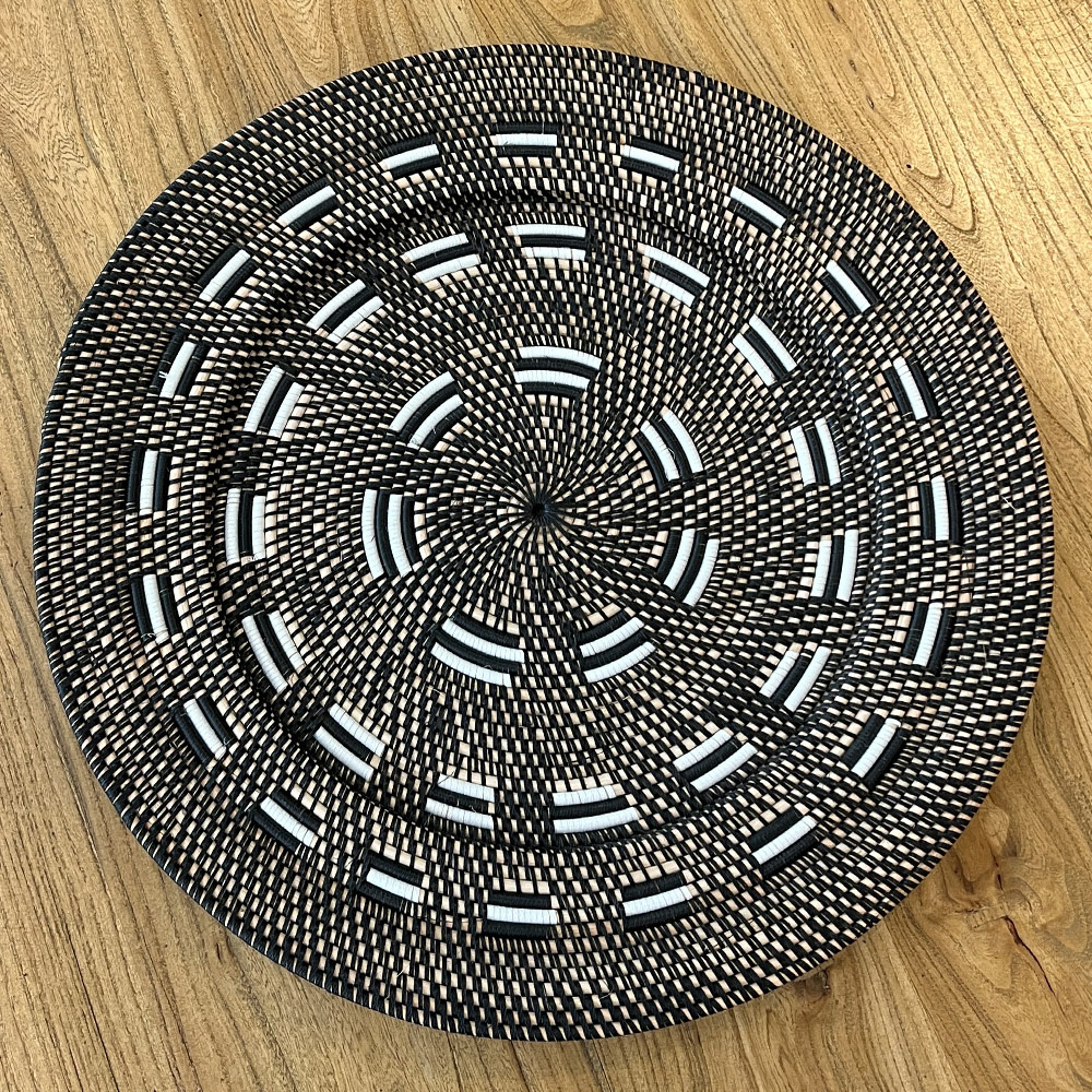    SOLEA RATTAN PLATE