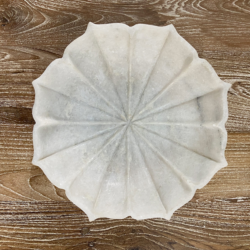 03   OCTAGON LEAF BOWL, MEDIUM