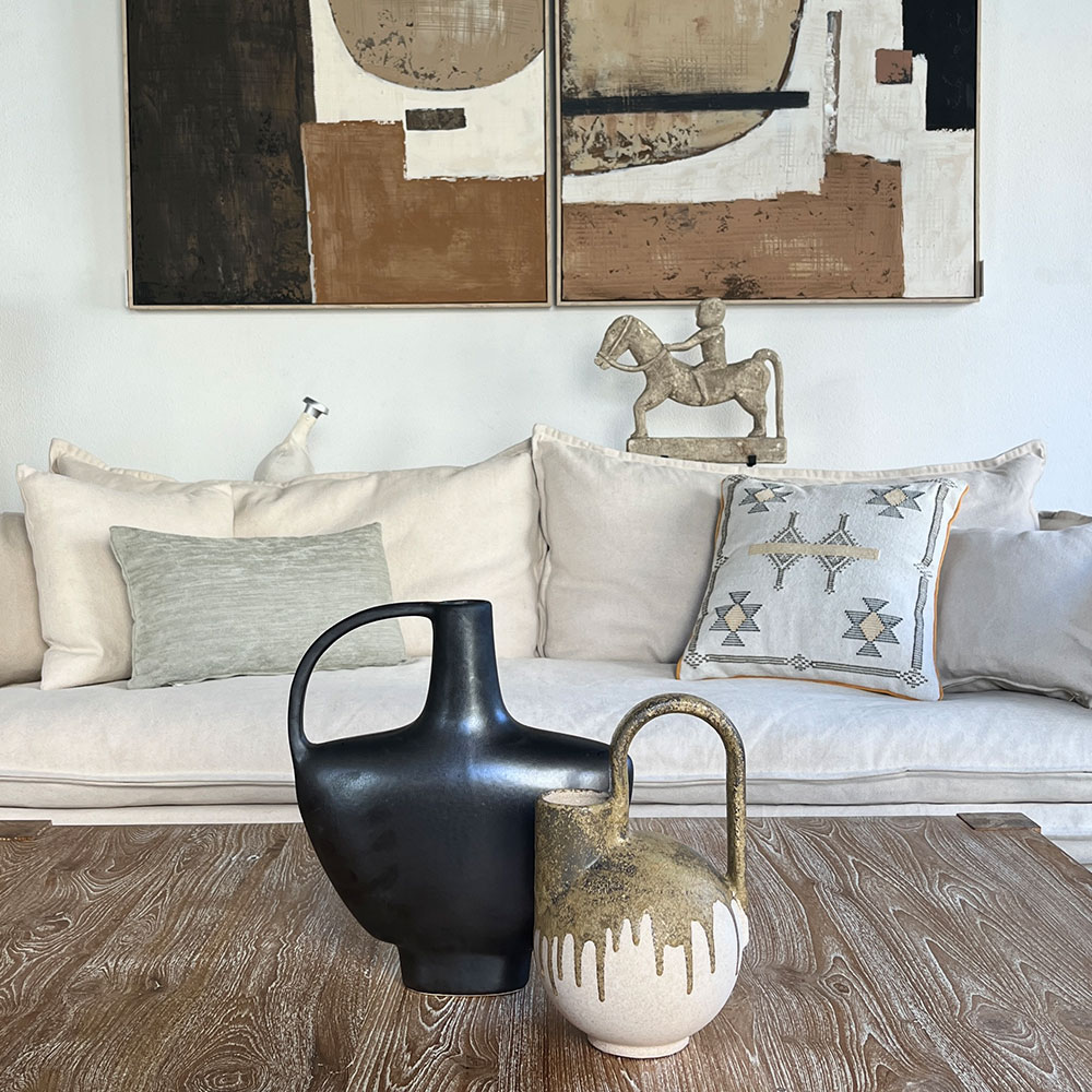    CHOUS VASE