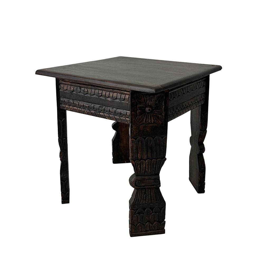    ANGLED LEGS SIDE TABLE