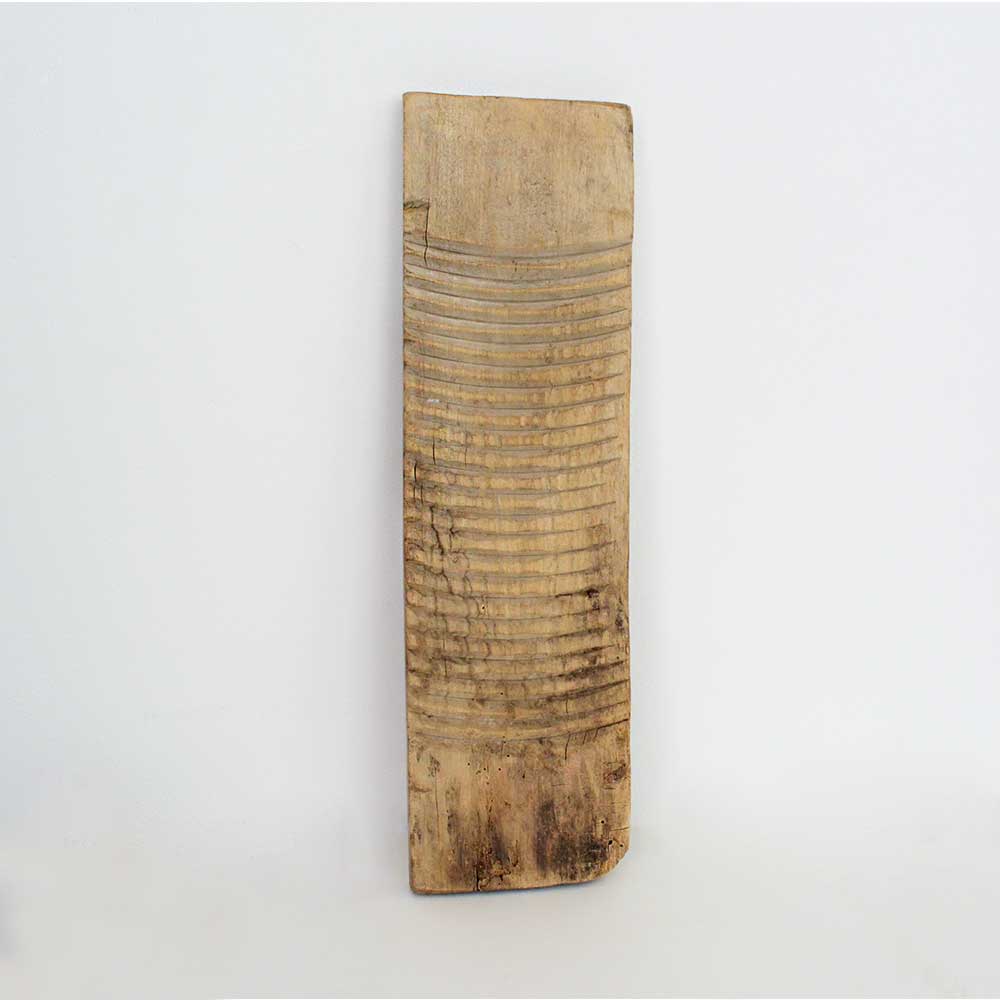 WOODEN WASHBOARD