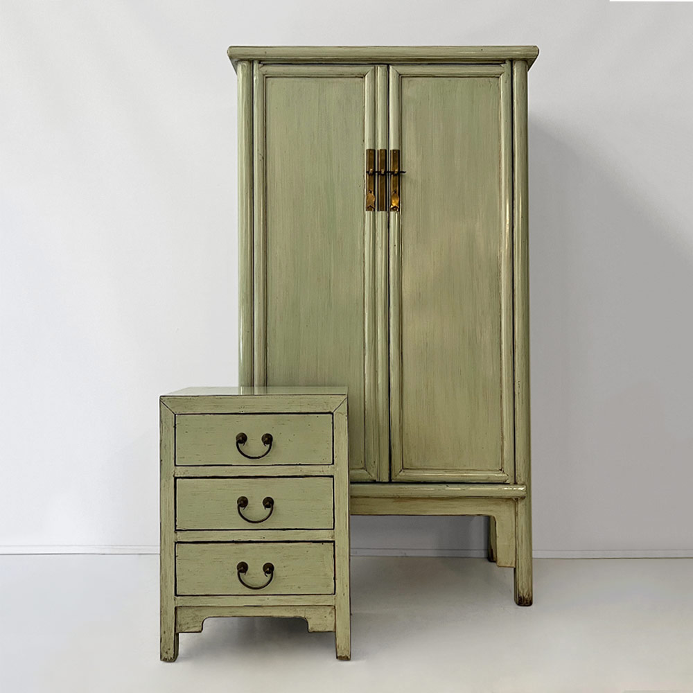 LAYLA CHINA BEDSIDE, ICE GREY