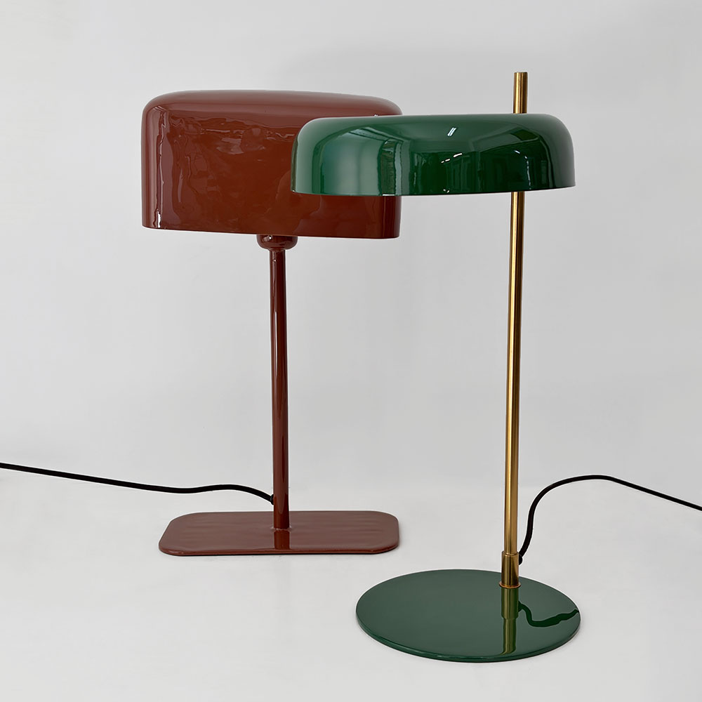 MALLET TABLE LAMP