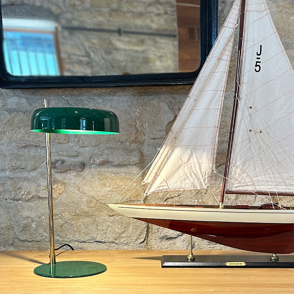 DISC TABLE LAMP