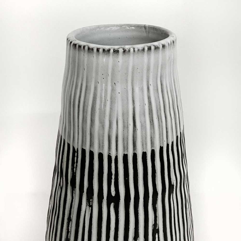SPECTRE VASE