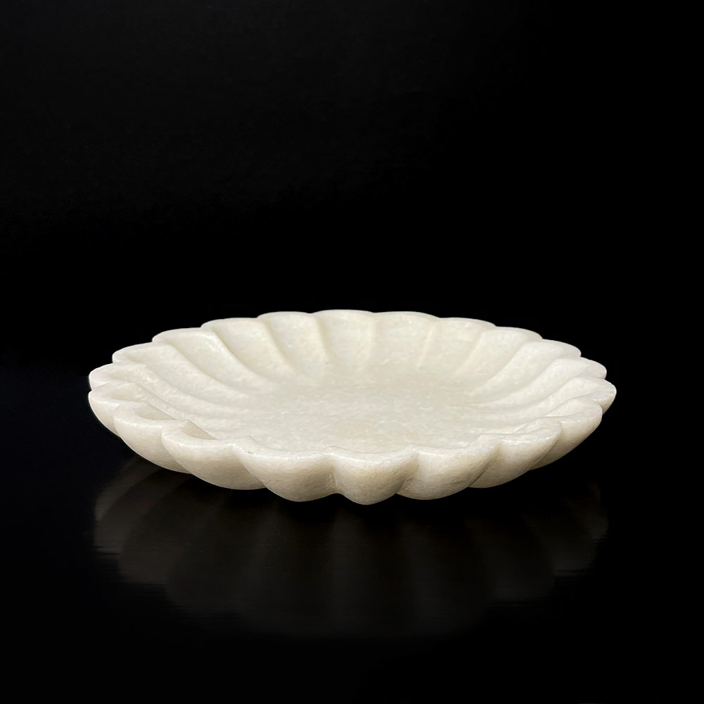 SCALLOP PLATE, SMALL