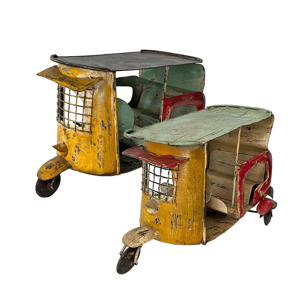 TUK TUK